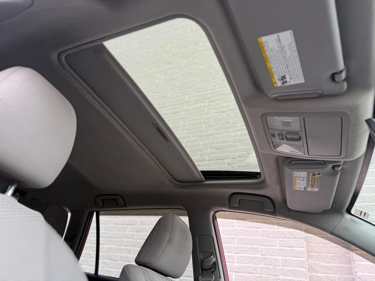 2012 Toyota RAV4 Base I4 Photo