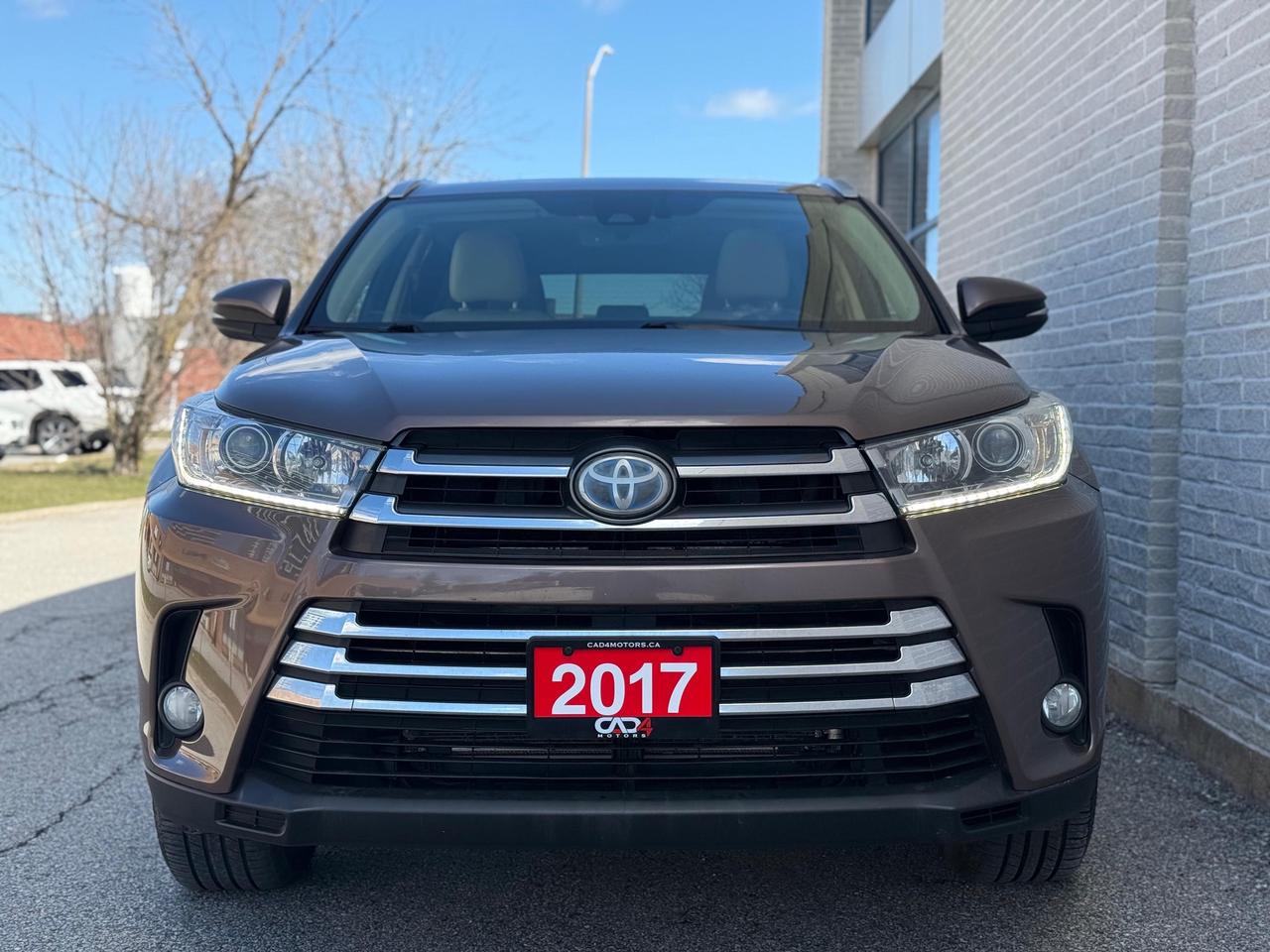 2017 Toyota Highlander Hybrid XLE Photo
