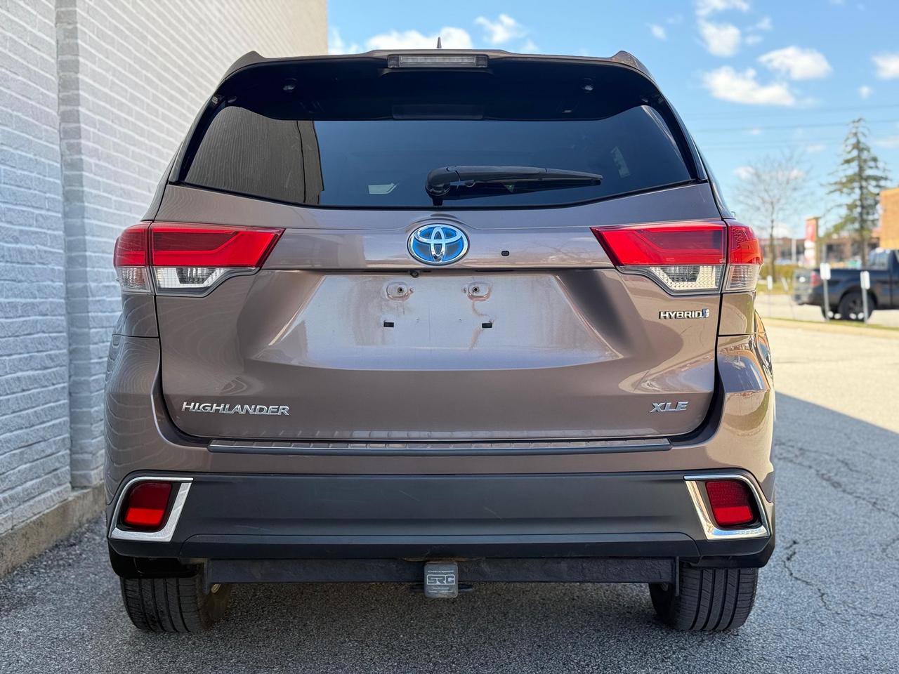 2017 Toyota Highlander Hybrid XLE Photo