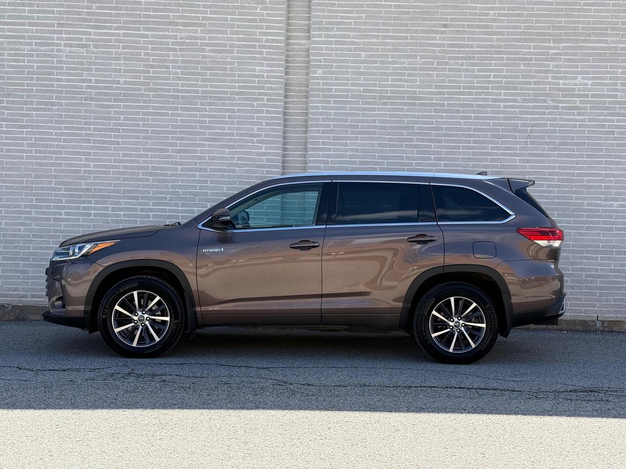 2017 Toyota Highlander Hybrid XLE Photo