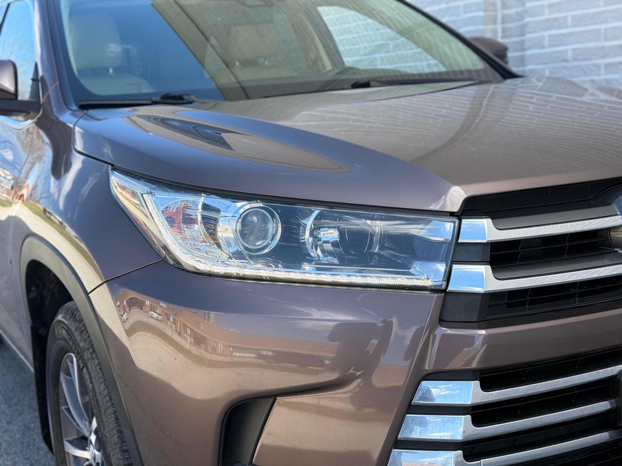 2017 Toyota Highlander Hybrid XLE Photo