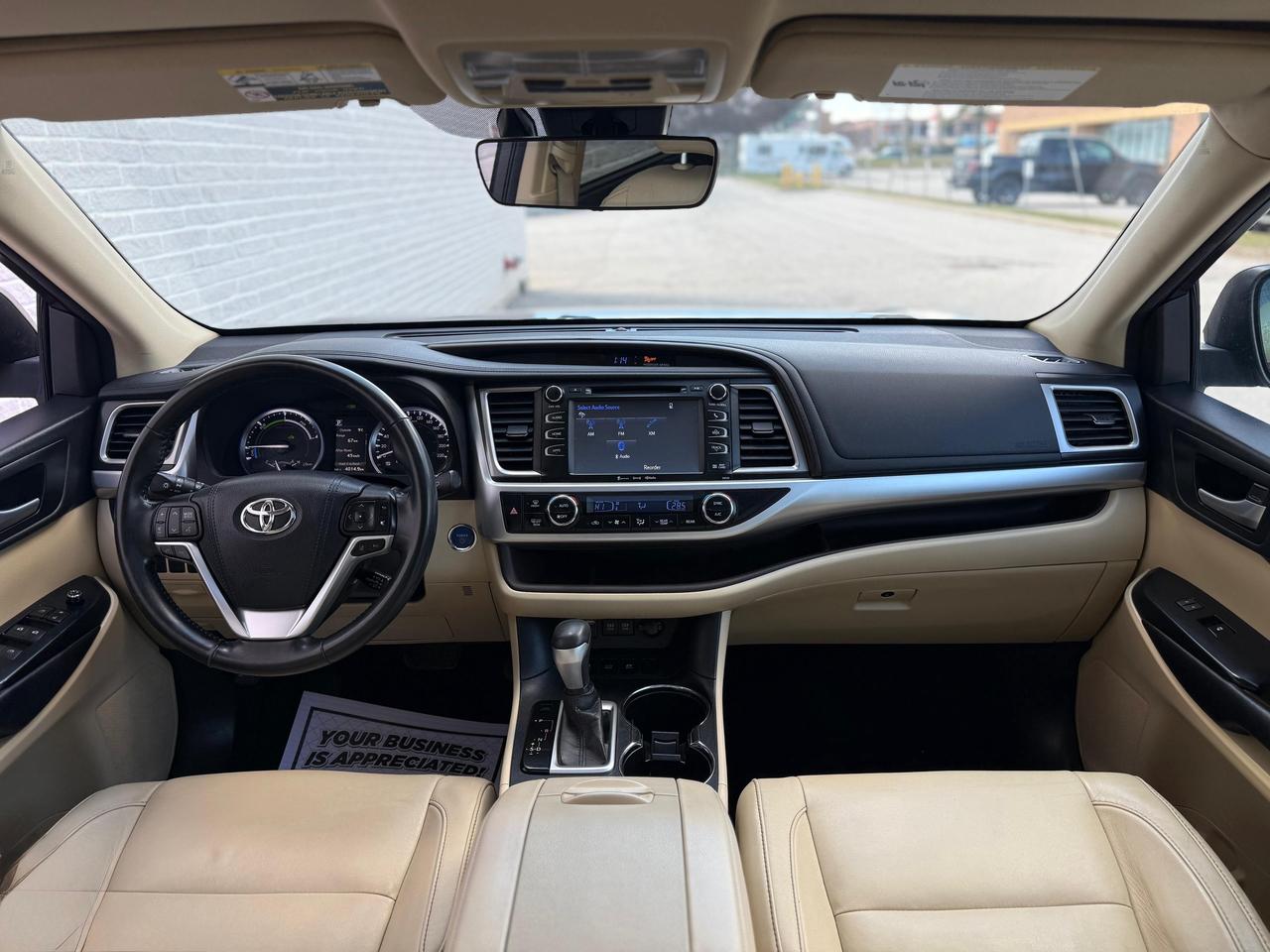 2017 Toyota Highlander Hybrid XLE Photo
