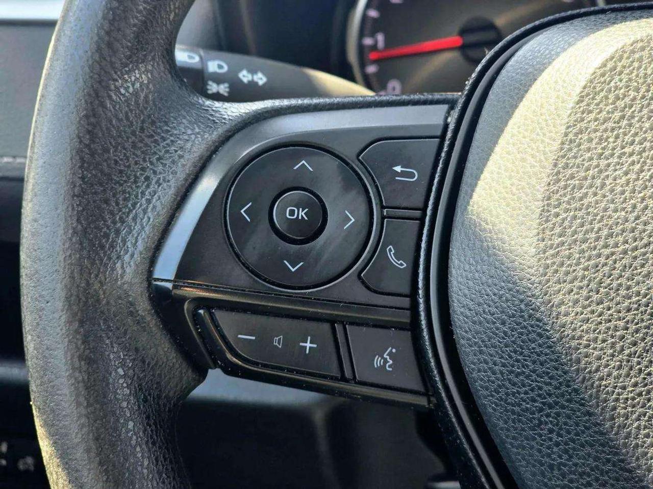 2020 Toyota RAV4 LE AWD | No Accidents! Photo