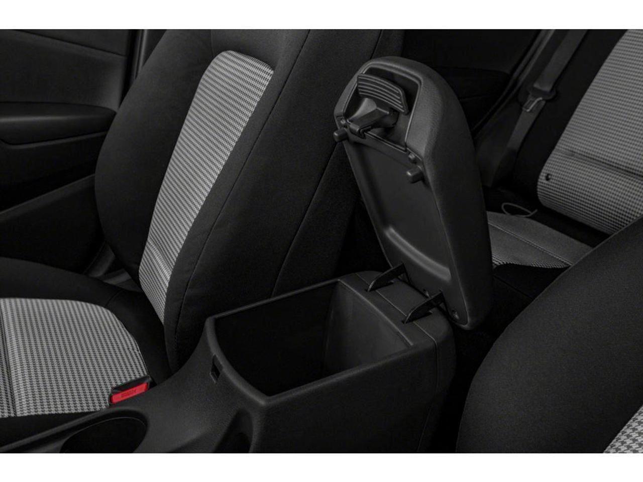2021 Hyundai KONA 2.0L Essential 4dr All-Wheel Drive Photo