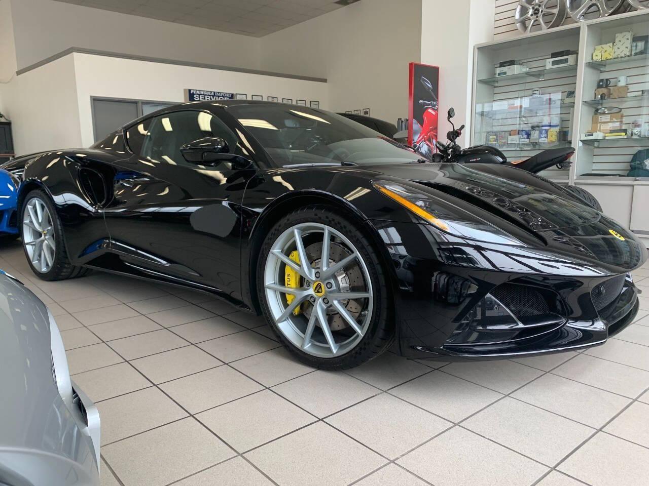 2024 Lotus Emira V6 First Edition Coupe Photo0
