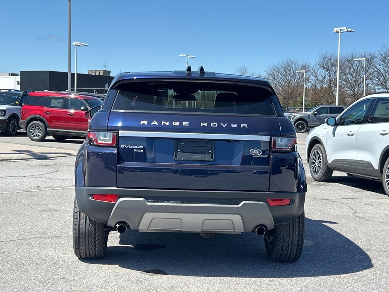 2018 Land Rover Range Rover Evoque HSE 4x4 5-Door Photo