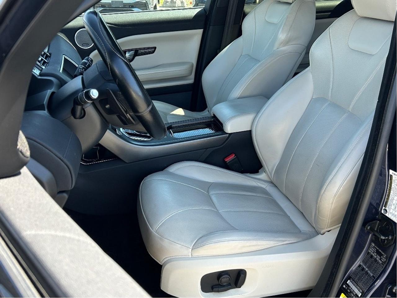 2018 Land Rover Range Rover Evoque HSE 4x4 5-Door Photo