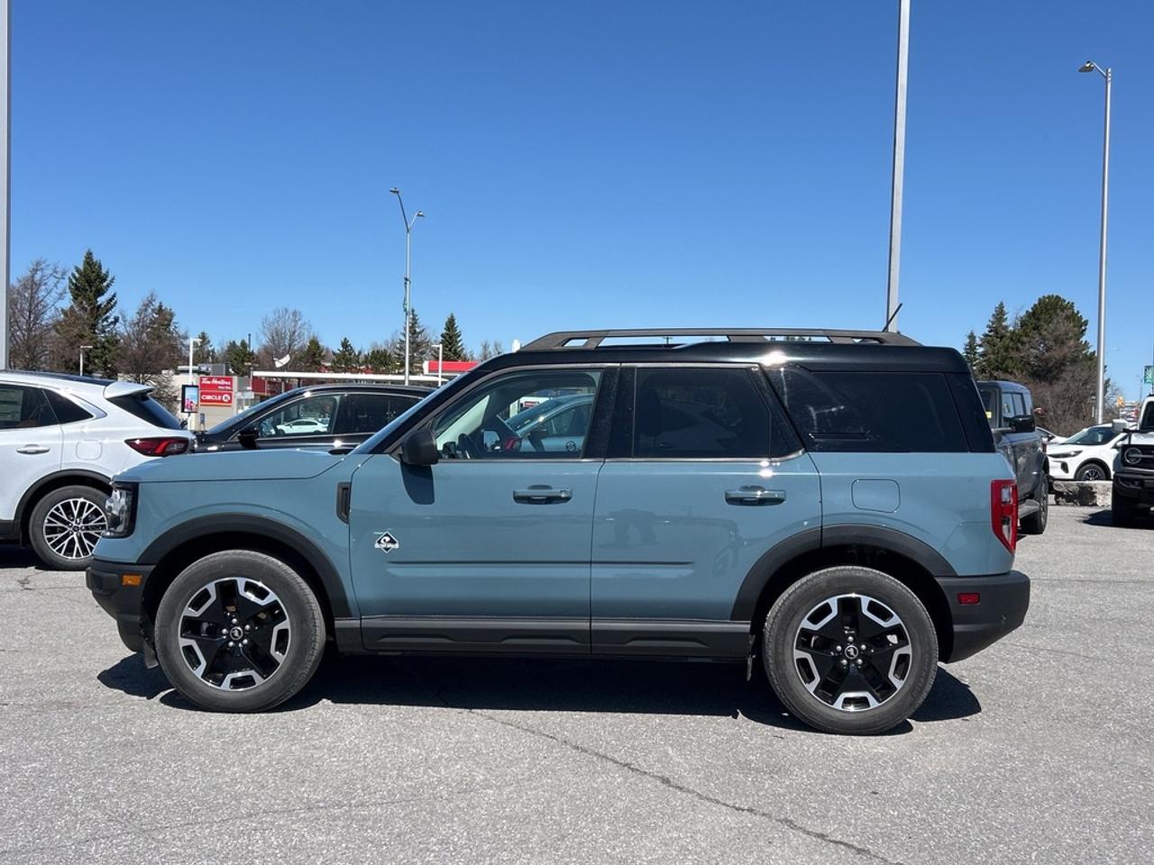 2023 Ford Bronco Sport Outer Banks 4dr 4x4 Photo