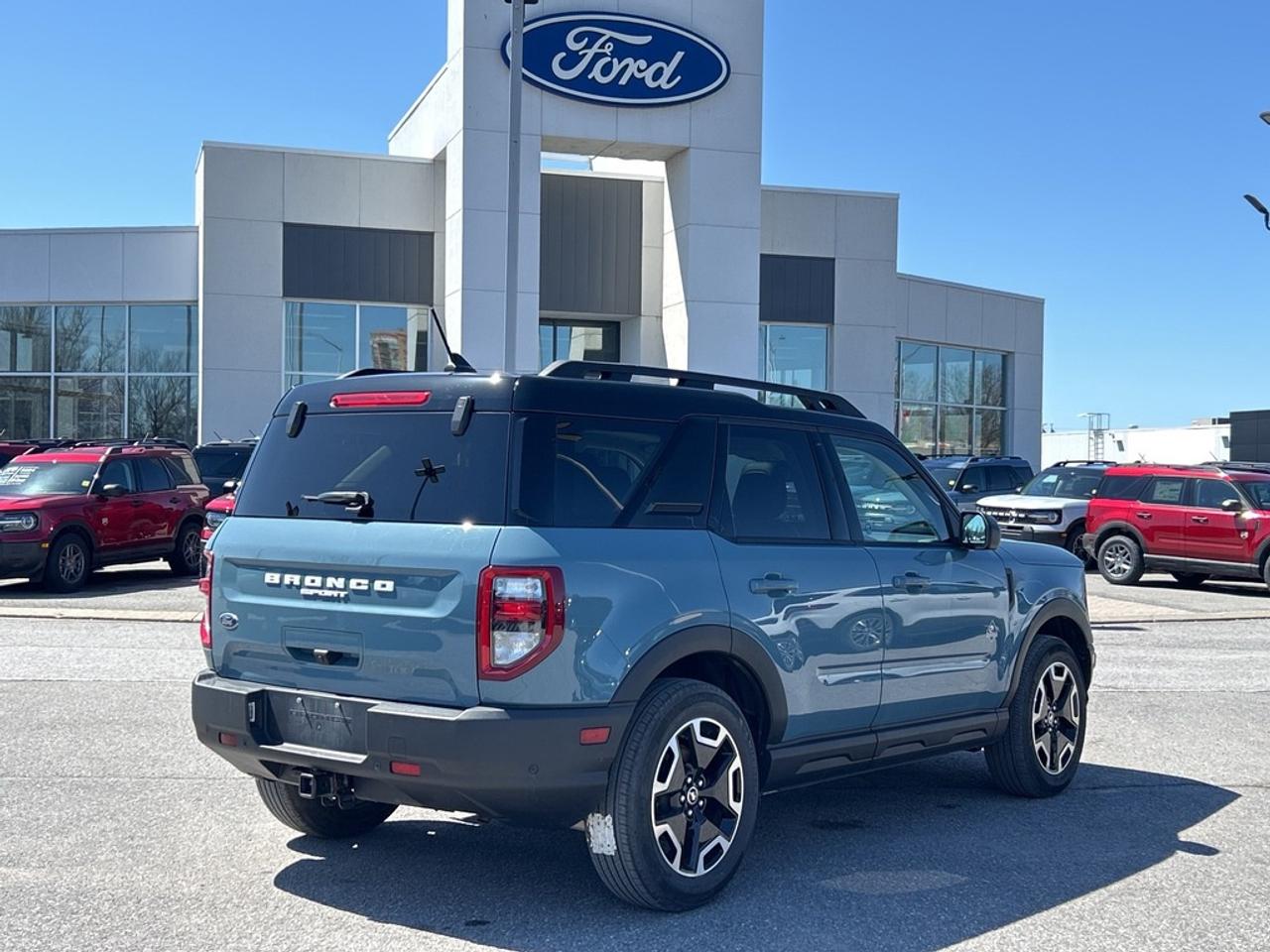 2023 Ford Bronco Sport Outer Banks 4dr 4x4 Photo
