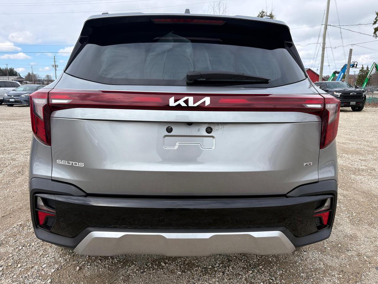 2024 Kia Seltos EX Photo