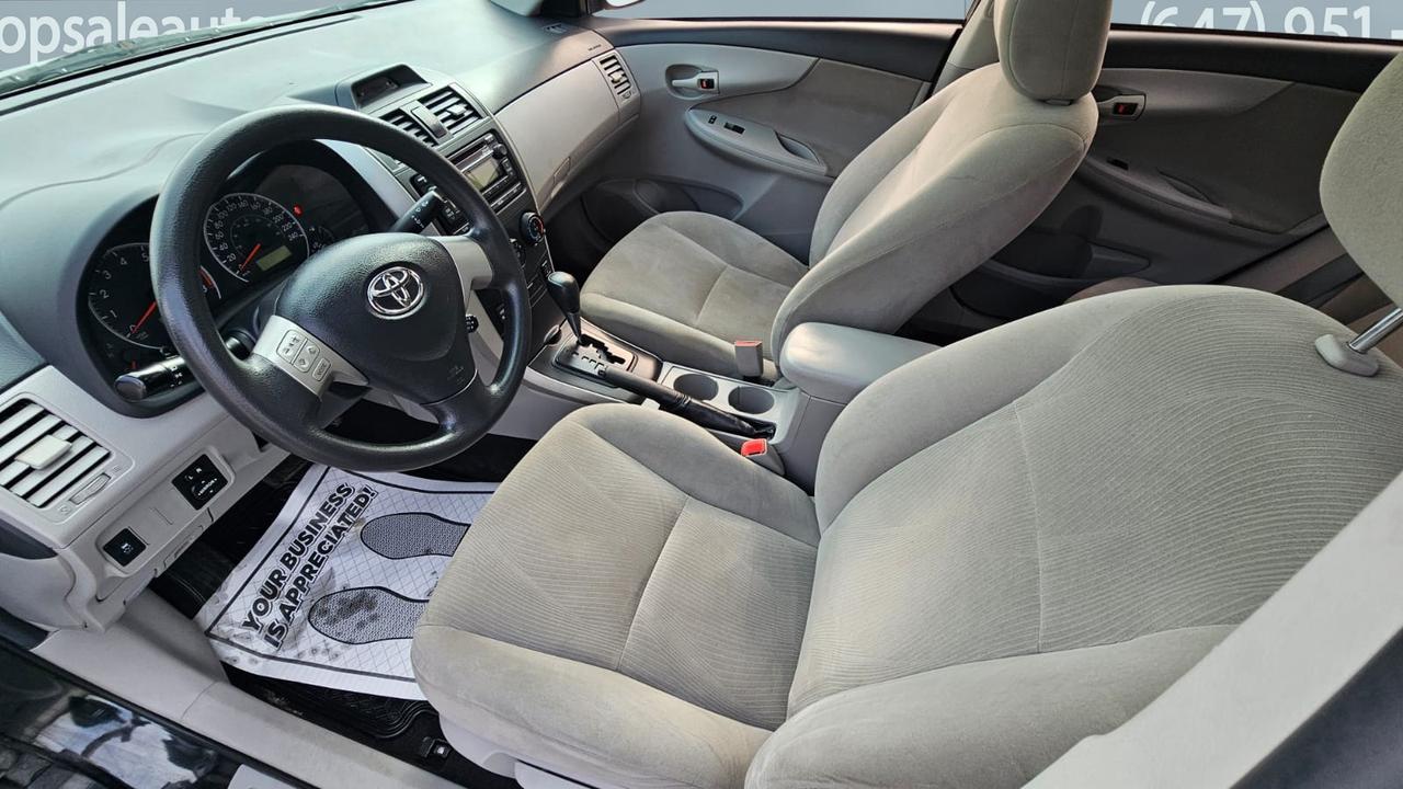 2013 Toyota Corolla S Photo