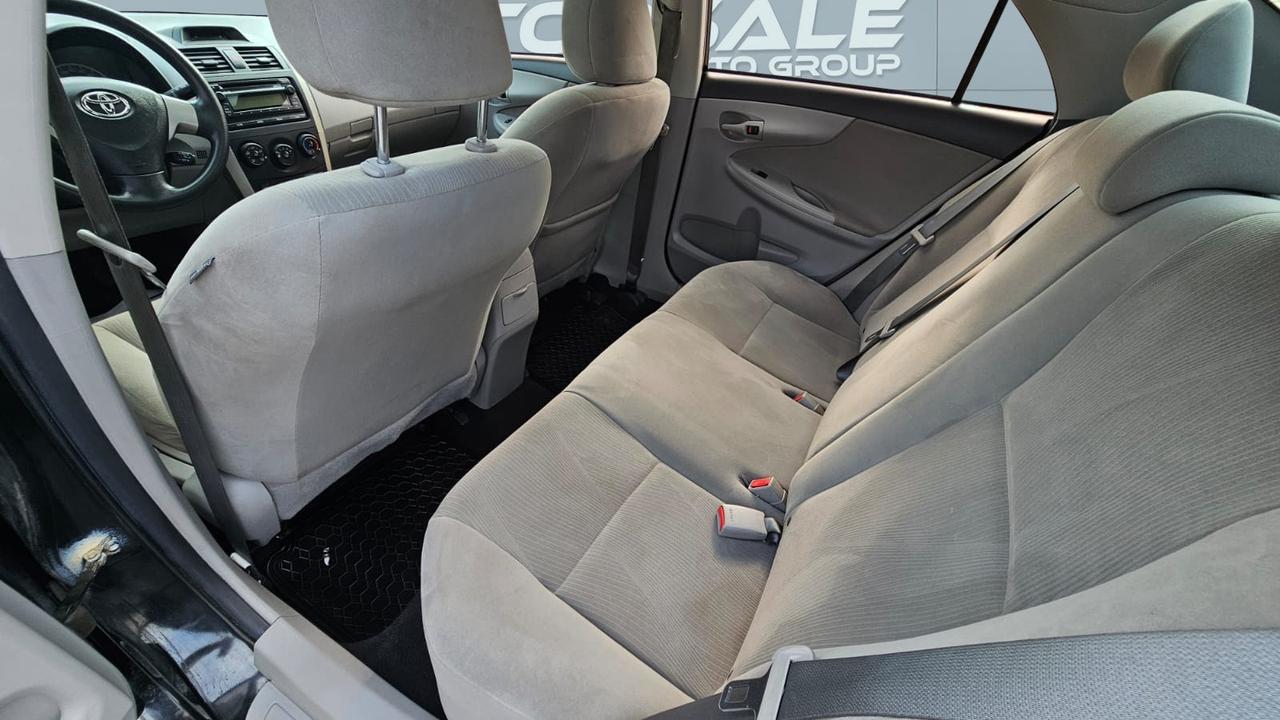 2013 Toyota Corolla S Photo