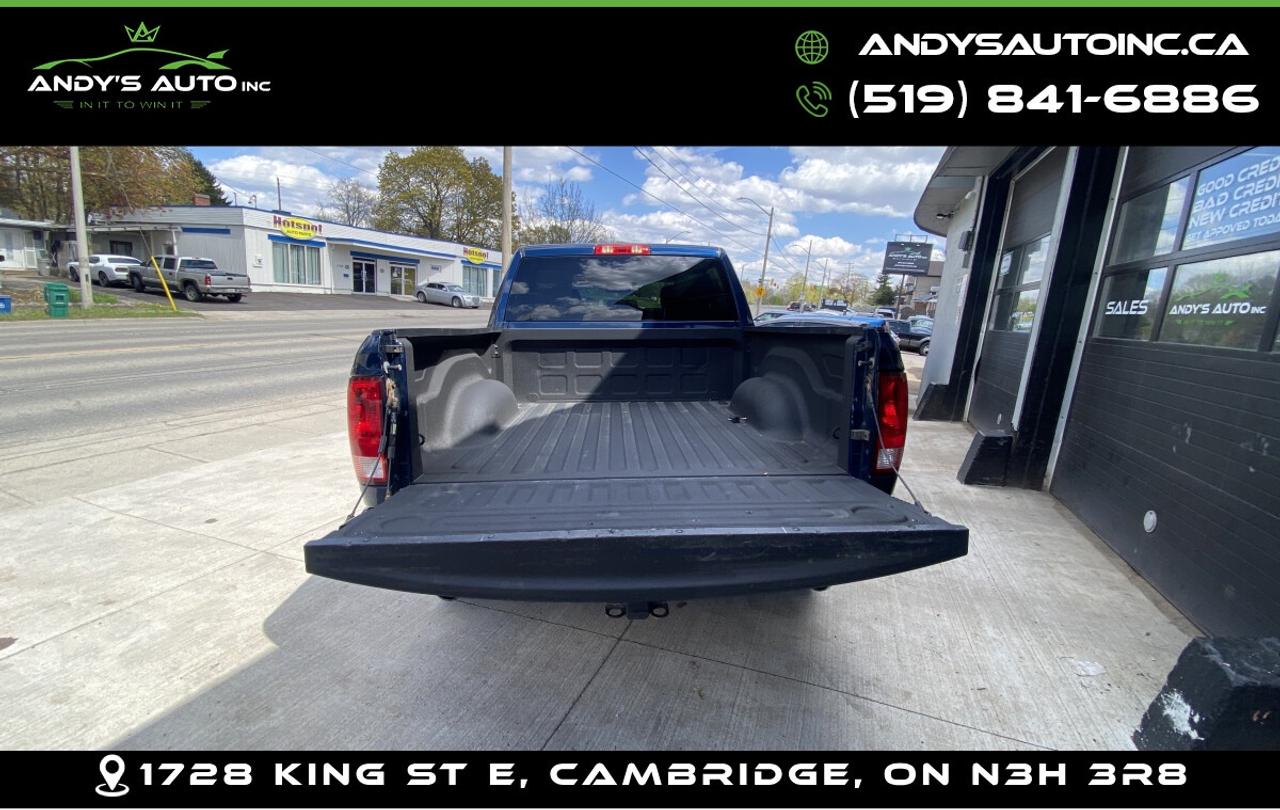 2020 RAM 1500 Classic Express ! ONE OWNER ! NO ACCIDENTS ! CREW CAB ! 5. Photo