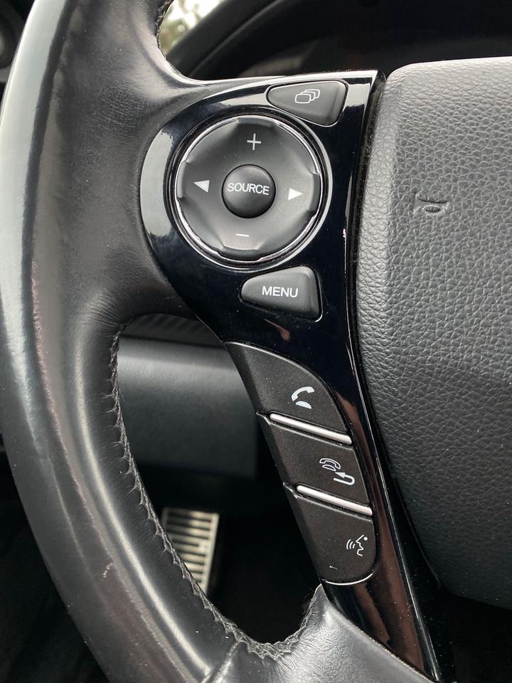 2017 Honda Accord Sport | LEATHER | SUNROOF Photo