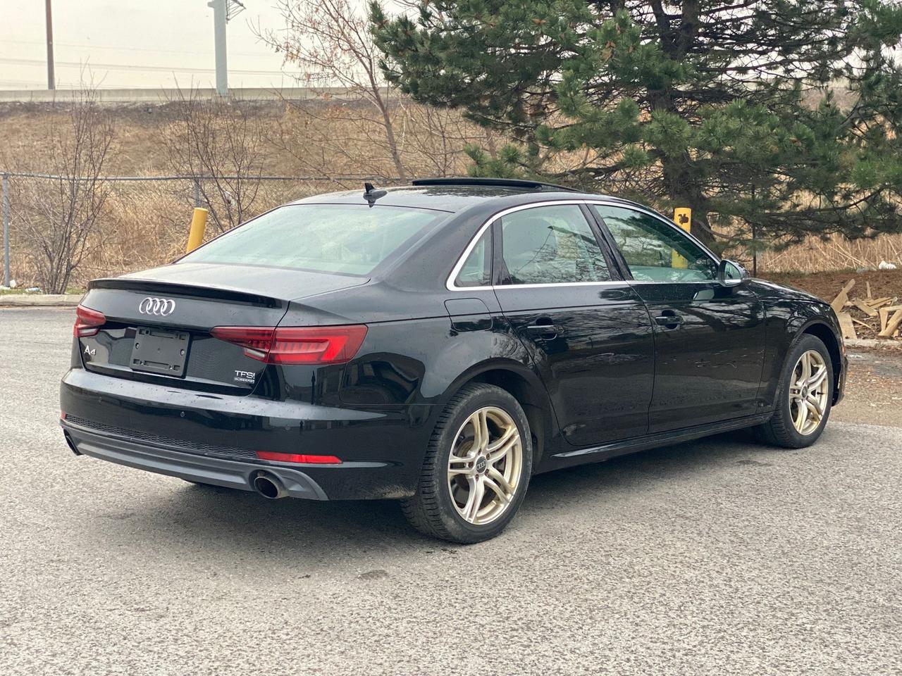 2018 Audi A4 Progressiv Quattro | 360 Camera | LEATHER | SUNROO Photo