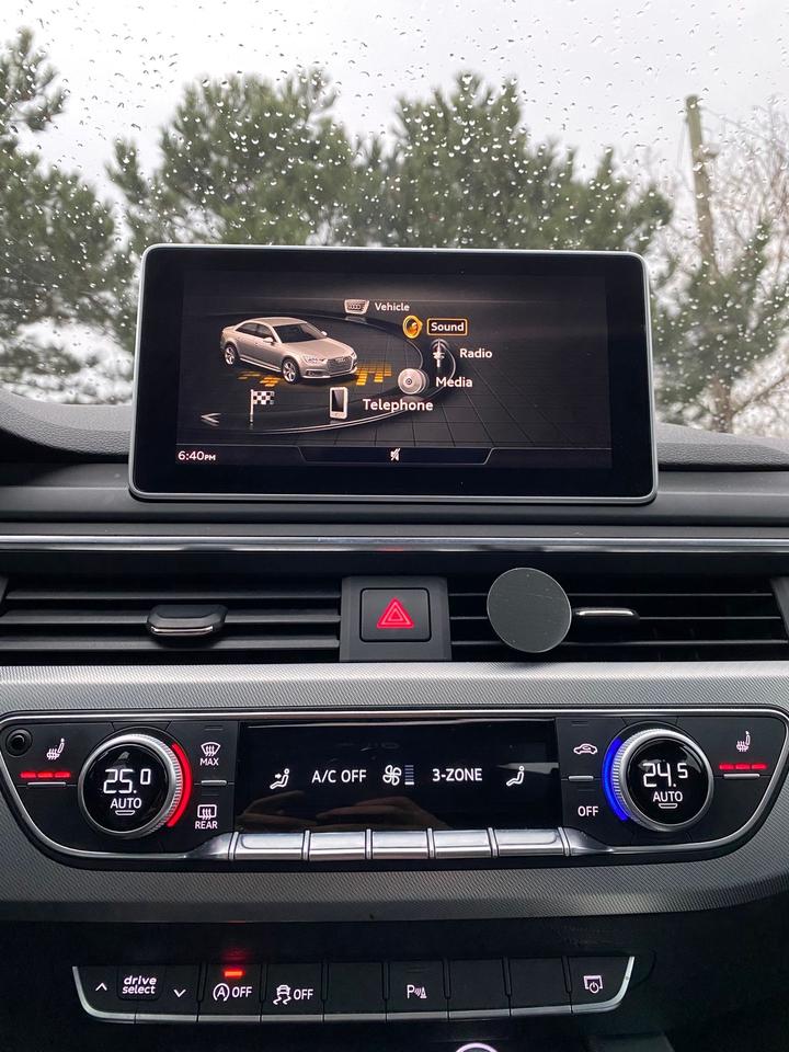 2018 Audi A4 Progressiv Quattro | 360 Camera | LEATHER | SUNROO Photo