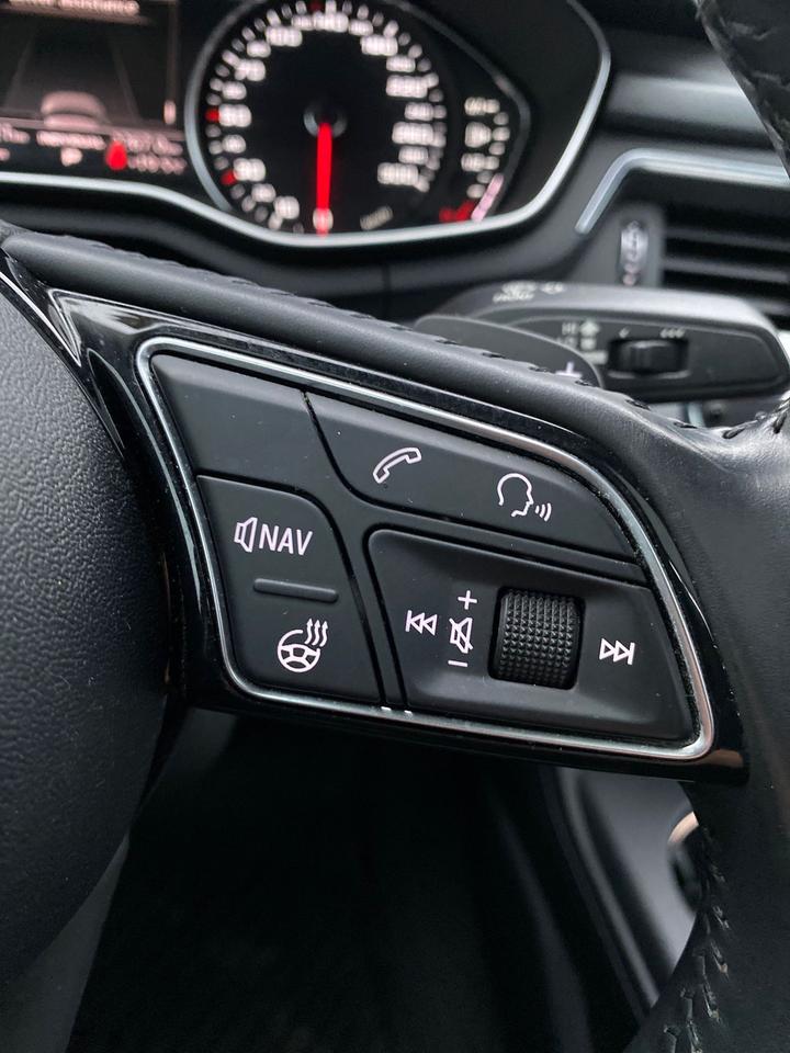 2018 Audi A4 Progressiv Quattro | 360 Camera | LEATHER | SUNROO Photo