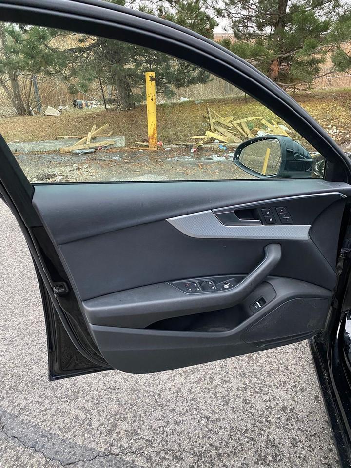 2018 Audi A4 Progressiv Quattro | 360 Camera | LEATHER | SUNROO Photo