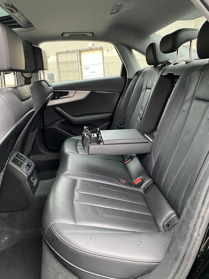 2018 Audi A4 Progressiv Quattro | 360 Camera | LEATHER | SUNROO Photo