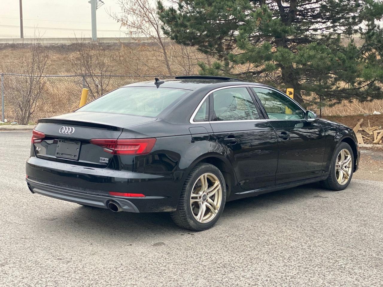 2018 Audi A4 Progressiv Quattro | 360 Camera | LEATHER | SUNROO Photo4