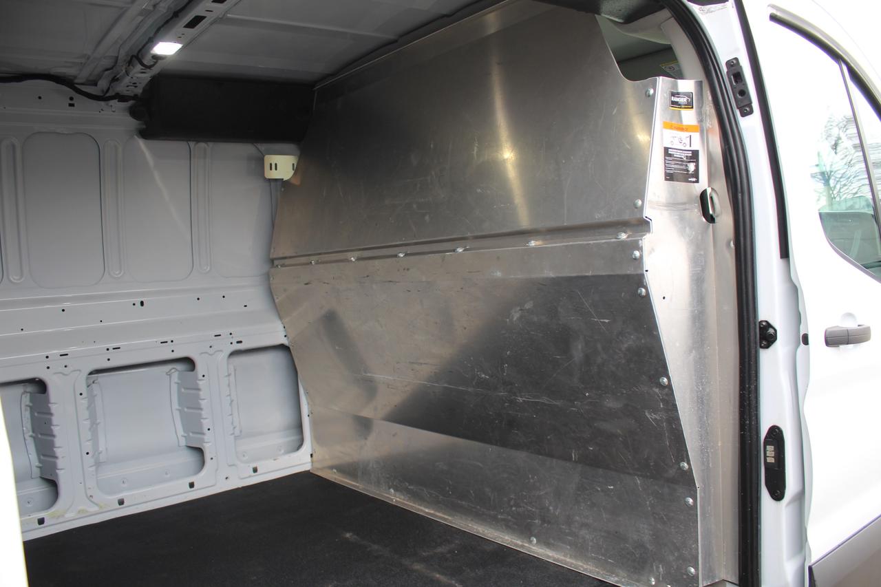2021 Ford Transit T 250 Low Roof 130" Divider Leatherette seat Photo