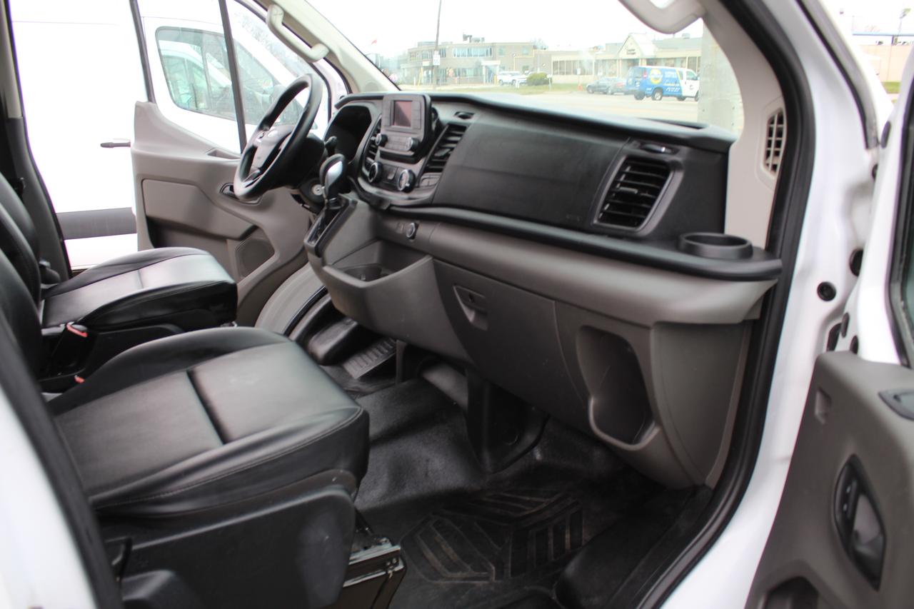 2021 Ford Transit T 250 Low Roof 130" Divider Leatherette seat Photo
