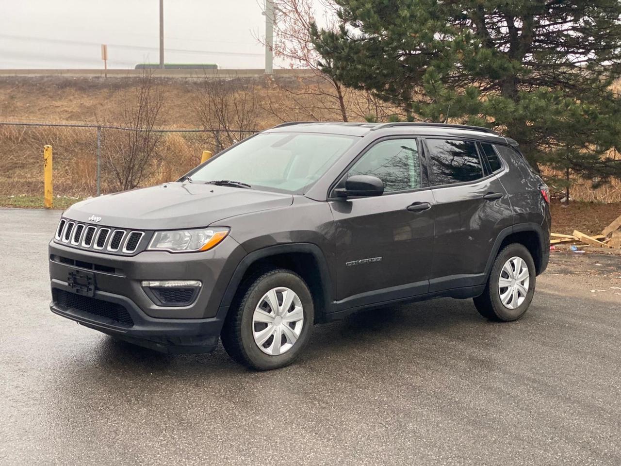 2018 Jeep Compass Sport | NO ACCIDENT Photo0