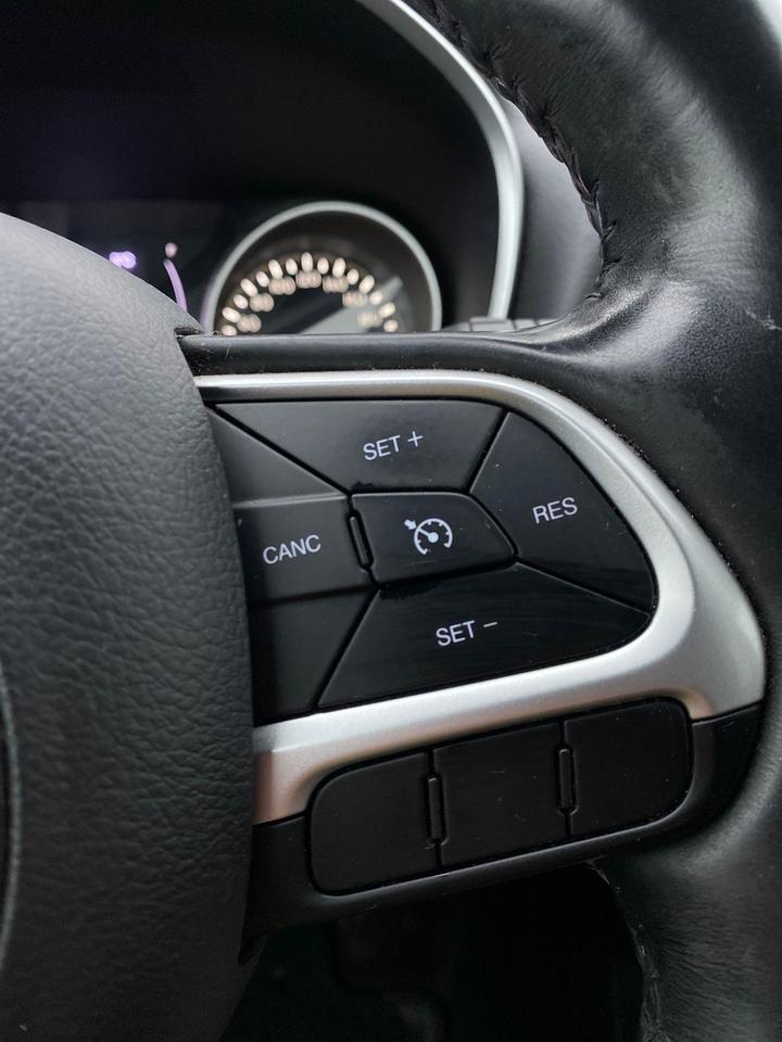 2018 Jeep Compass Sport | NO ACCIDENT Photo