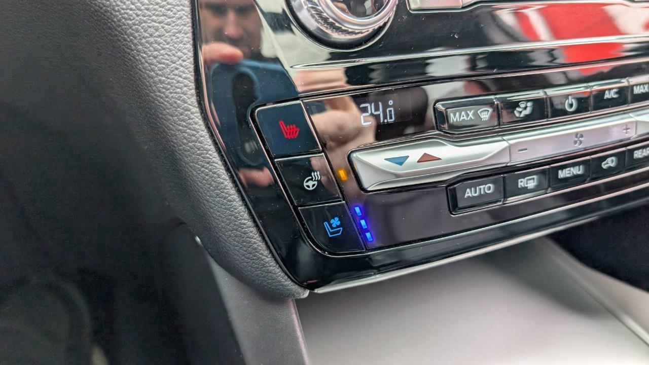 2021 Ford Explorer ST 4dr 4x4 Photo