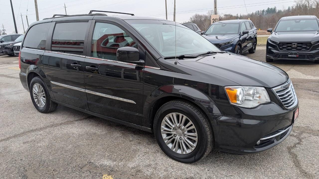 2016 Chrysler Town & Country Touring-L Front-wheel Drive Passenger Van Photo