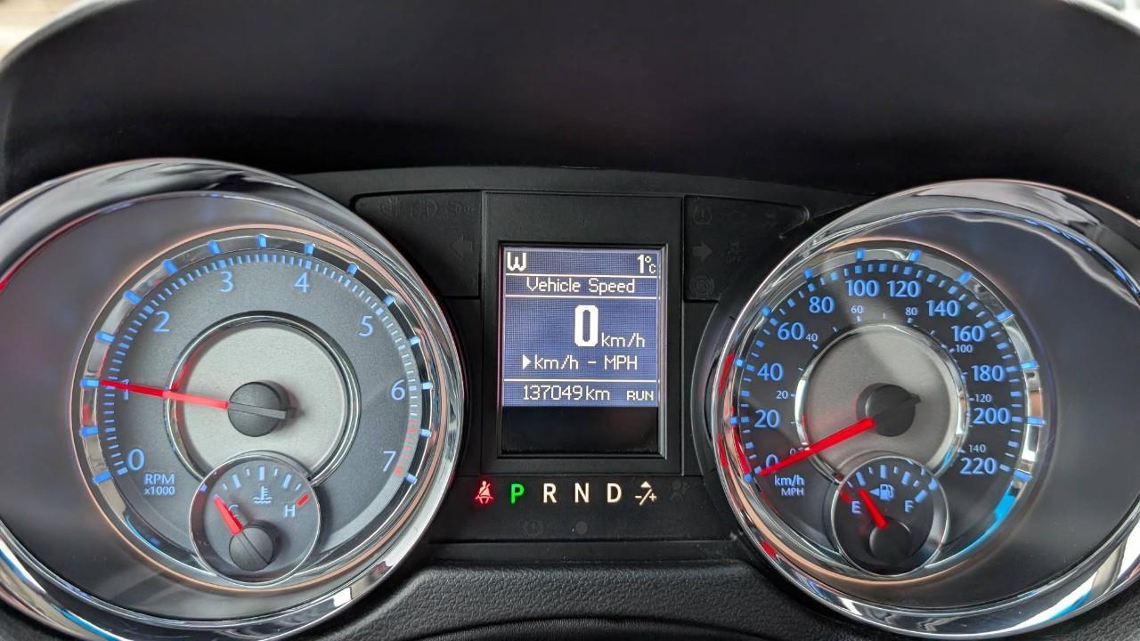 2016 Chrysler Town & Country Touring-L Front-wheel Drive Passenger Van Photo