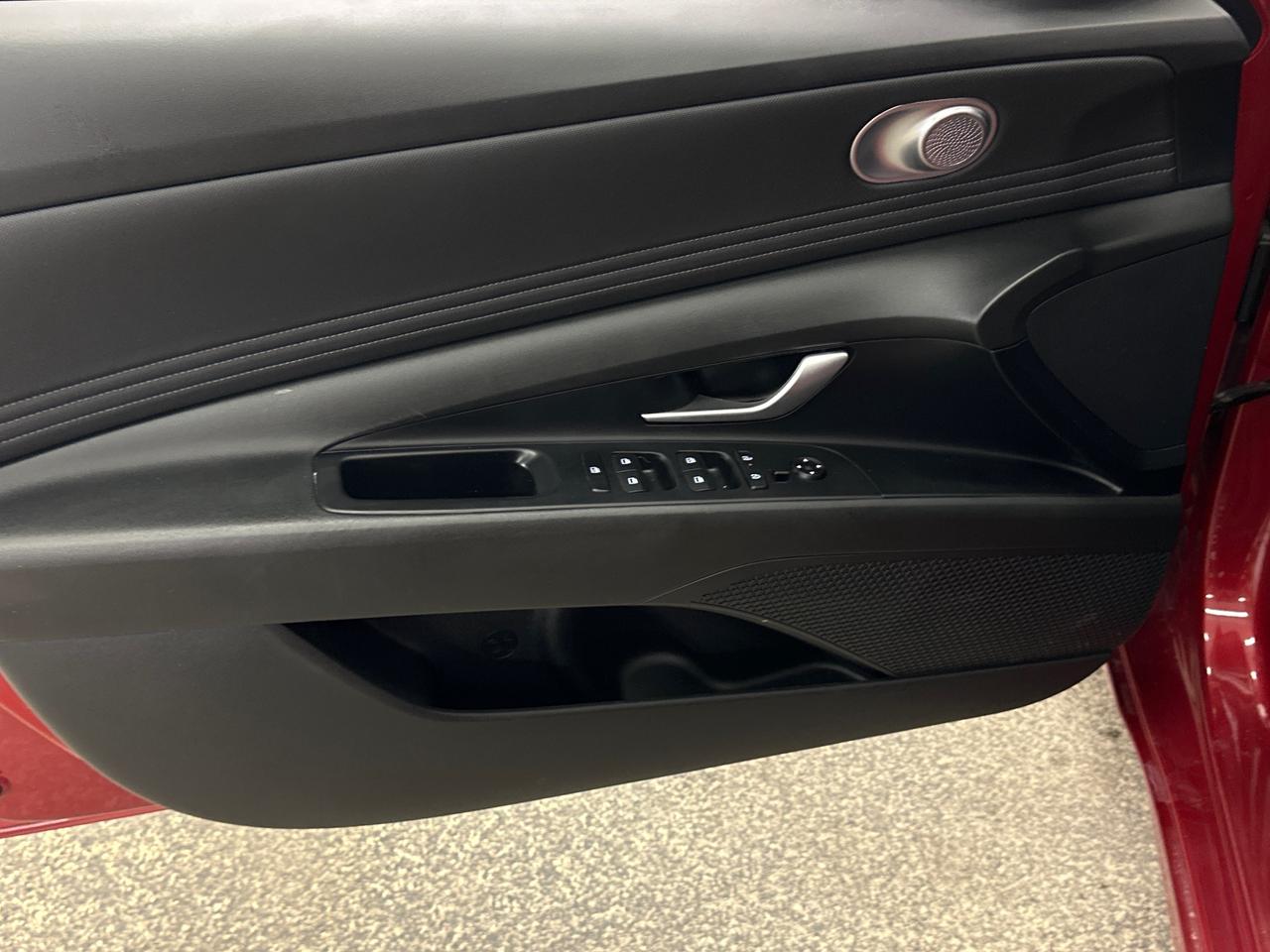 2024 Hyundai Elantra PREFERRED 4DR SEDAN Photo