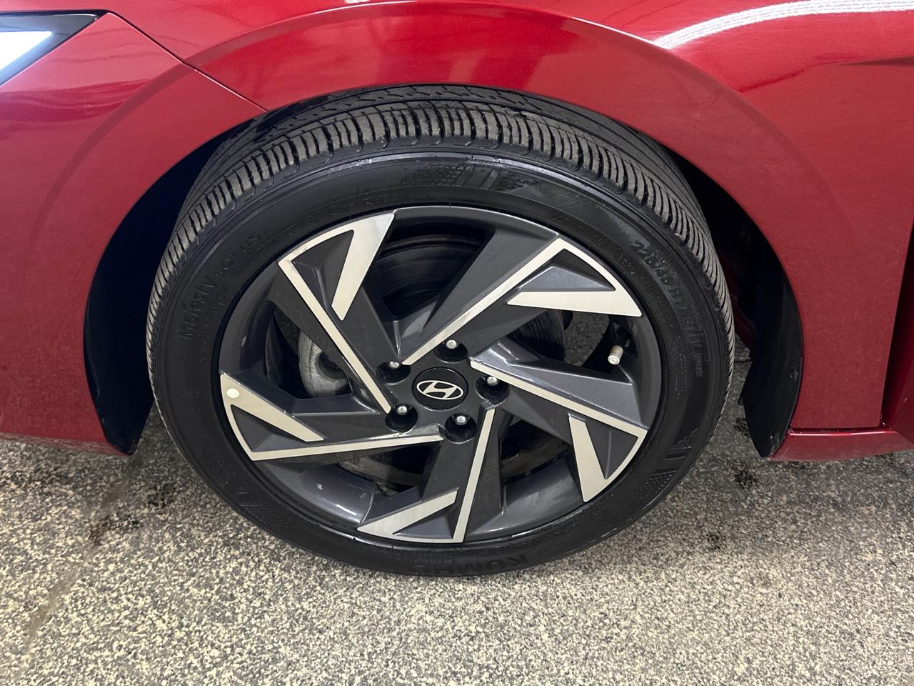 2024 Hyundai Elantra PREFERRED 4DR SEDAN Photo