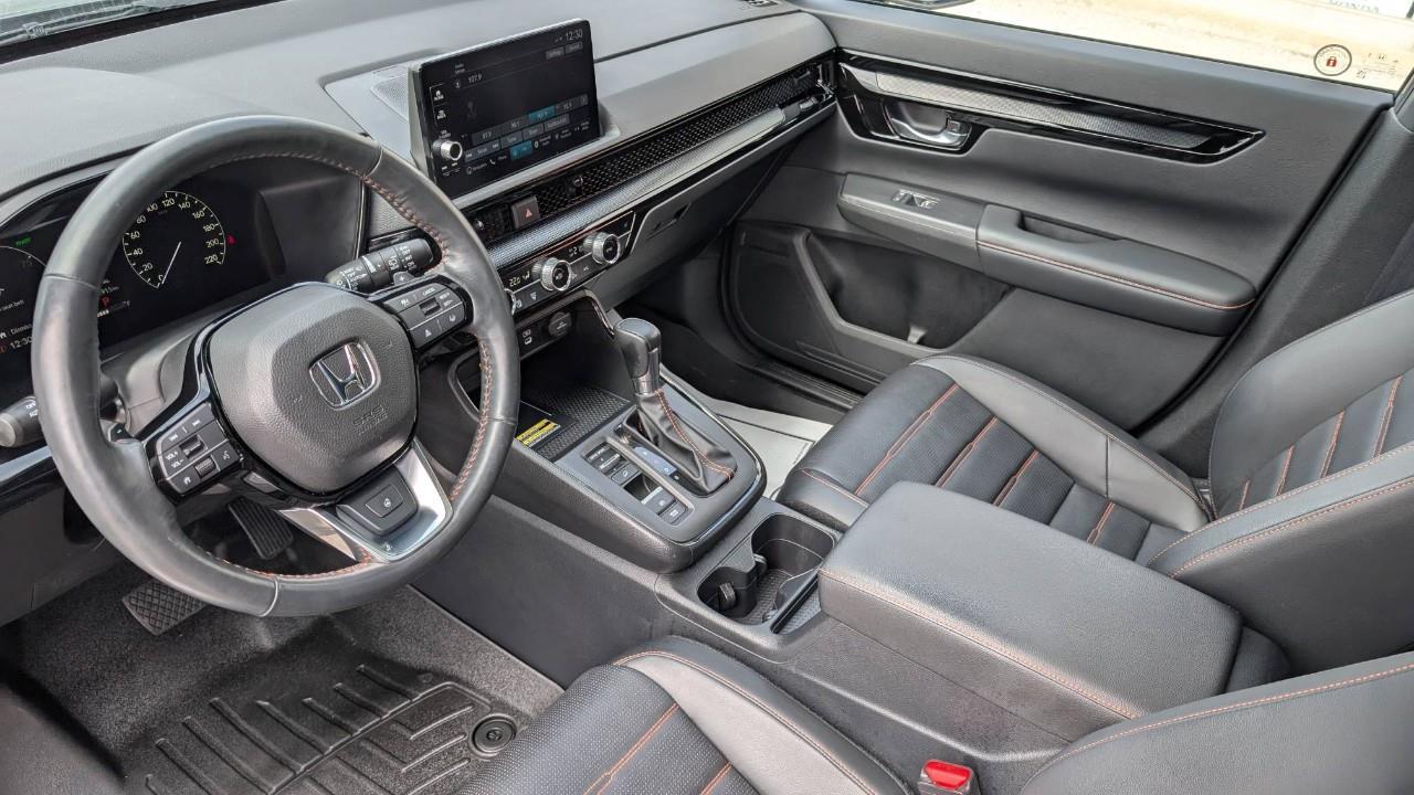 2023 Honda CR-V Hybrid Touring 4dr All-Wheel Drive Photo