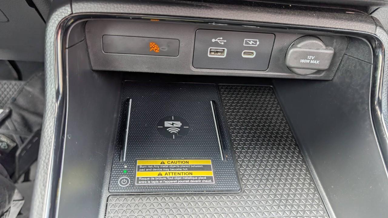 2023 Honda CR-V Hybrid Touring 4dr All-Wheel Drive Photo