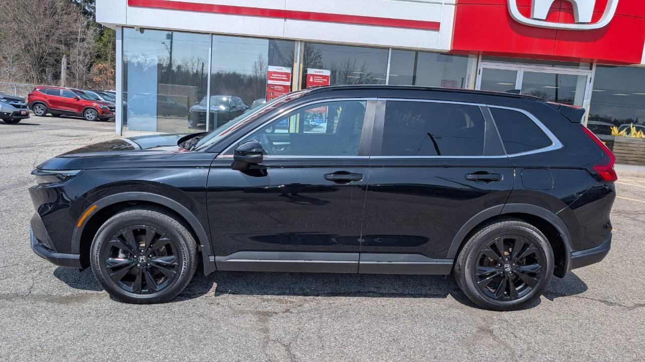 2023 Honda CR-V Hybrid Touring 4dr All-Wheel Drive Photo