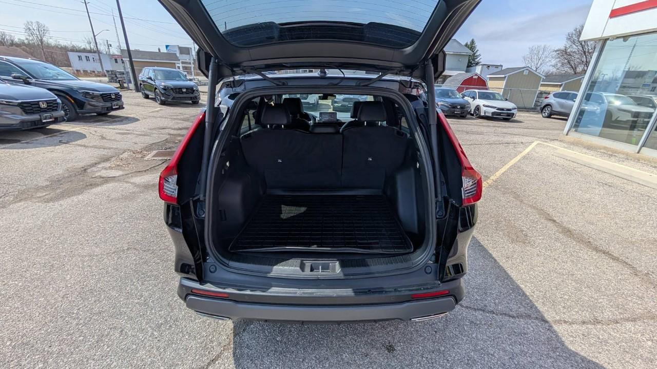 2023 Honda CR-V Hybrid Touring 4dr All-Wheel Drive Photo
