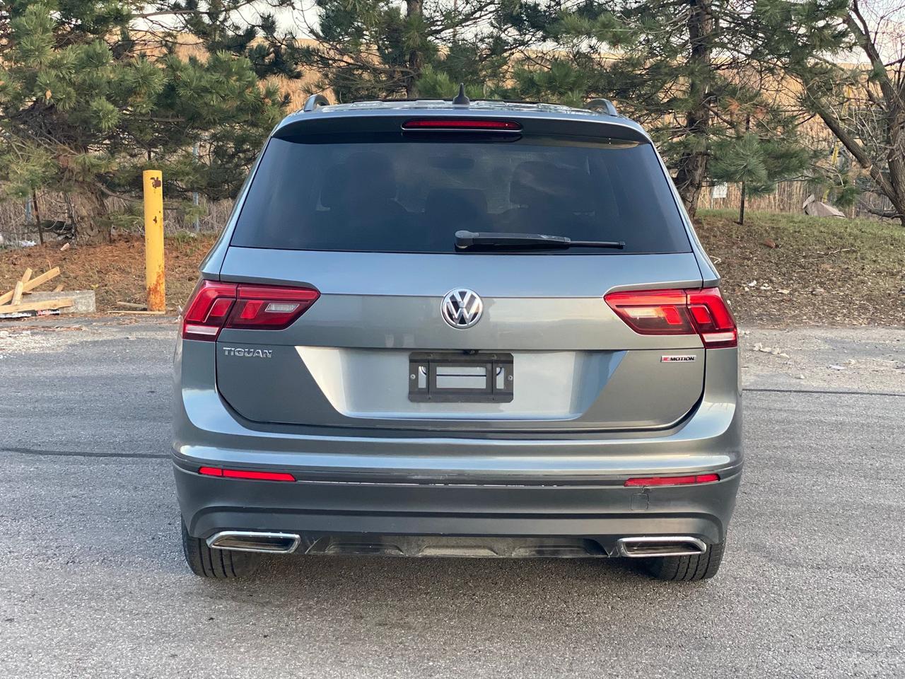 2019 Volkswagen Tiguan COMFORTLINE | PANOROOF | LEATHER | NO ACCIDENT | O Photo