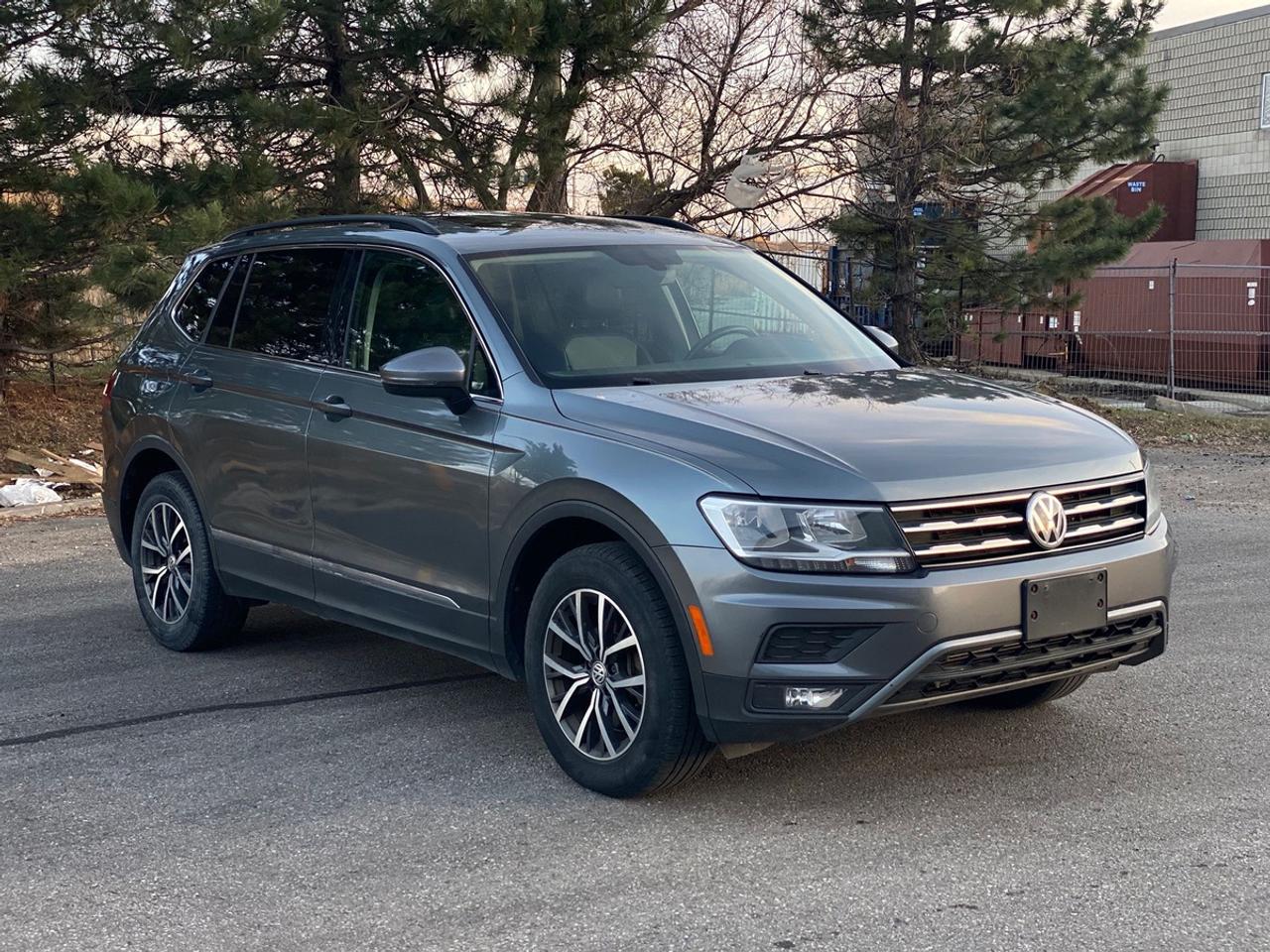 2019 Volkswagen Tiguan COMFORTLINE | PANOROOF | LEATHER | NO ACCIDENT | O Photo2