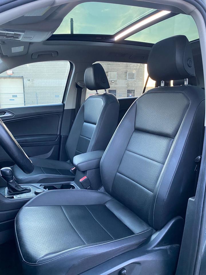 2019 Volkswagen Tiguan COMFORTLINE | PANOROOF | LEATHER | NO ACCIDENT | O Photo