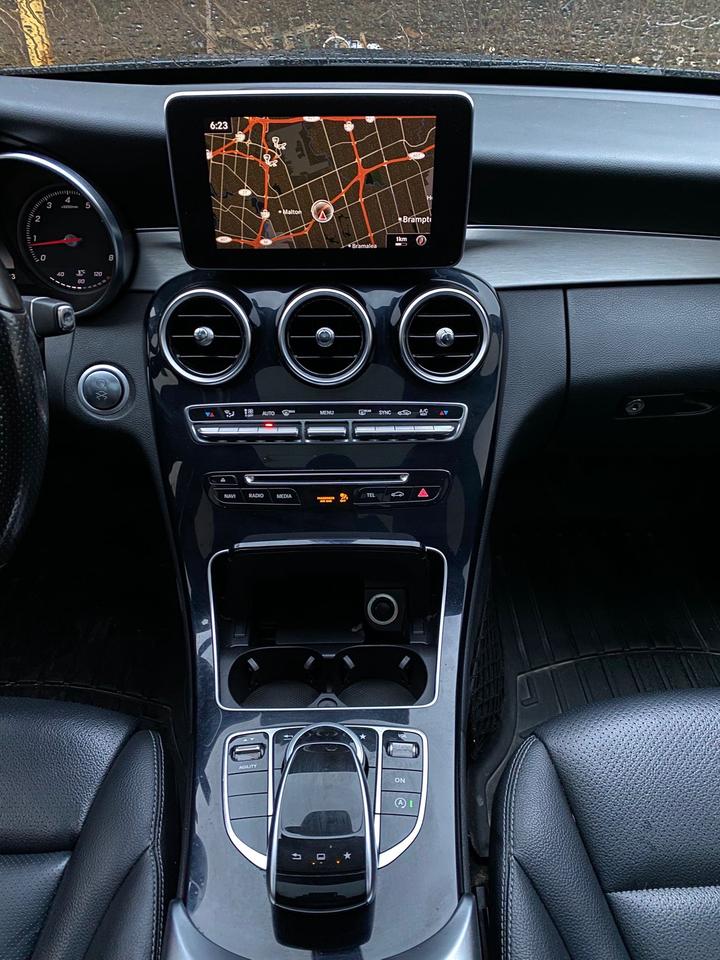 2015 Mercedes-Benz C-Class C300 | PANOROOF | LEATHER Photo