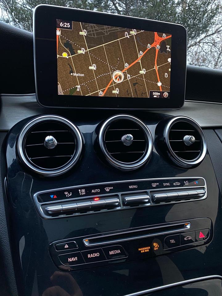 2015 Mercedes-Benz C-Class C300 | PANOROOF | LEATHER Photo