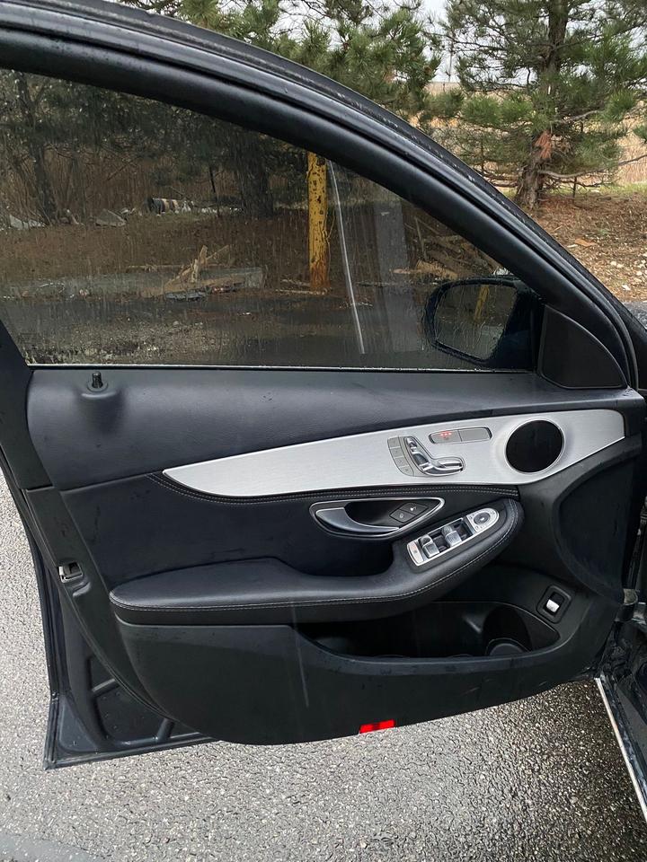 2015 Mercedes-Benz C-Class C300 | PANOROOF | LEATHER Photo