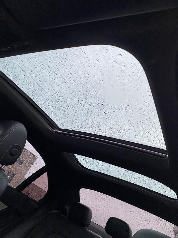 2015 Mercedes-Benz C-Class C300 | PANOROOF | LEATHER Photo