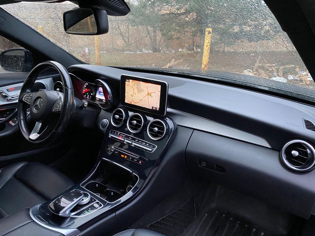 2015 Mercedes-Benz C-Class C300 | PANOROOF | LEATHER Photo