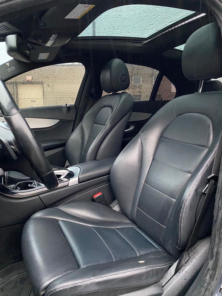 2015 Mercedes-Benz C-Class C300 | PANOROOF | LEATHER Photo