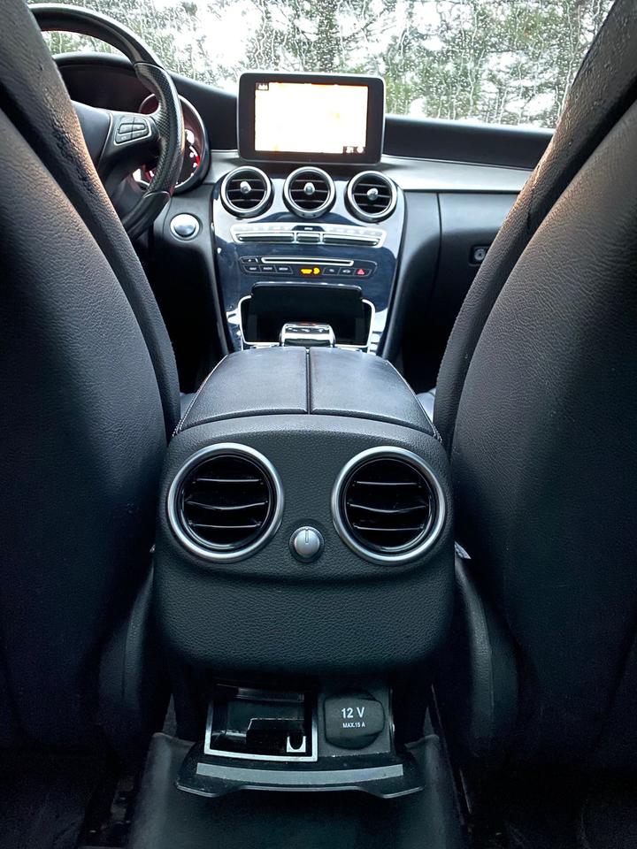 2015 Mercedes-Benz C-Class C300 | PANOROOF | LEATHER Photo