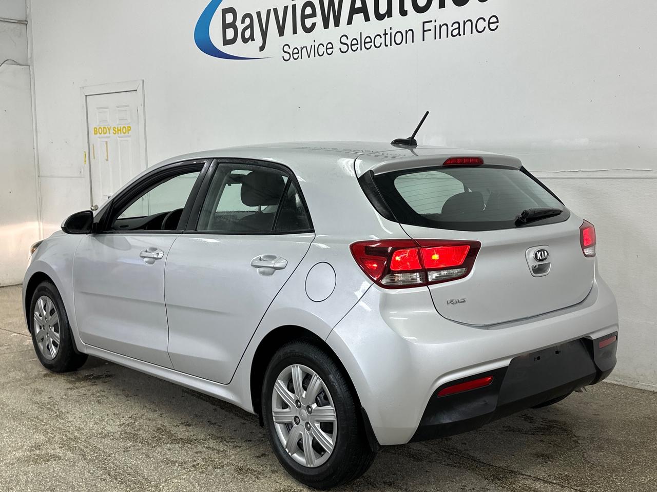 2021 Kia Rio LX+ 4dr Hatchback Photo4