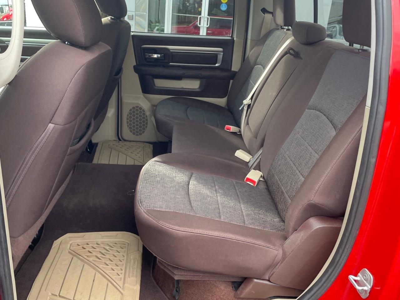 2014 RAM 1500 4WD Crew Cab 6.4 Ft Box Big Horn Photo