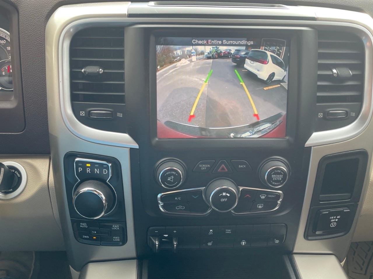 2014 RAM 1500 4WD Crew Cab 6.4 Ft Box Big Horn Photo